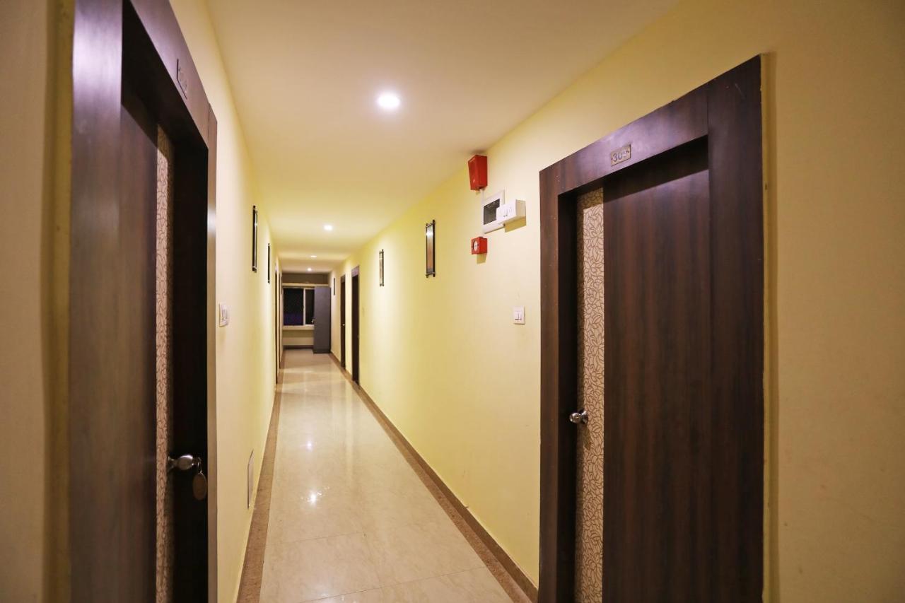 Oyo 15206 Hotel Sonar Gaon Puri Eksteriør billede