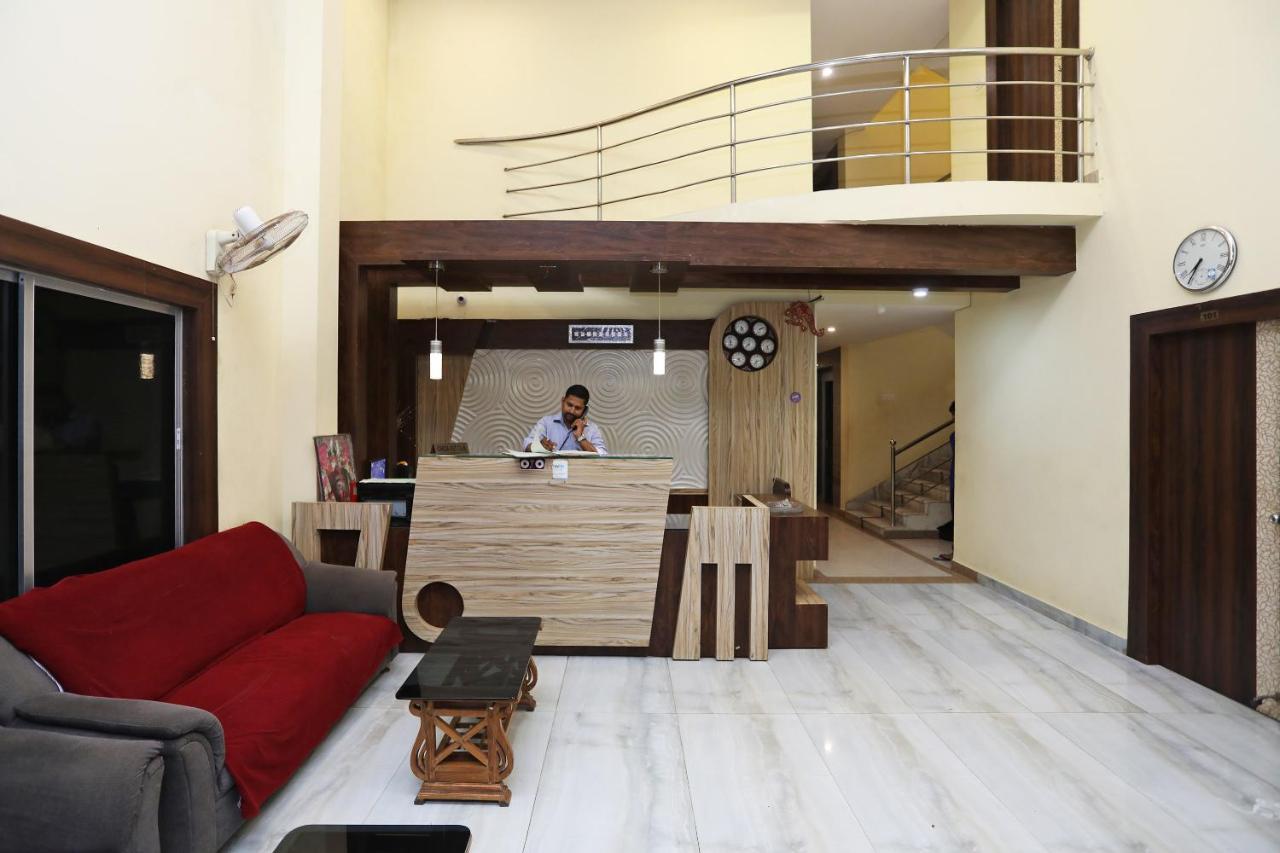 Oyo 15206 Hotel Sonar Gaon Puri Eksteriør billede