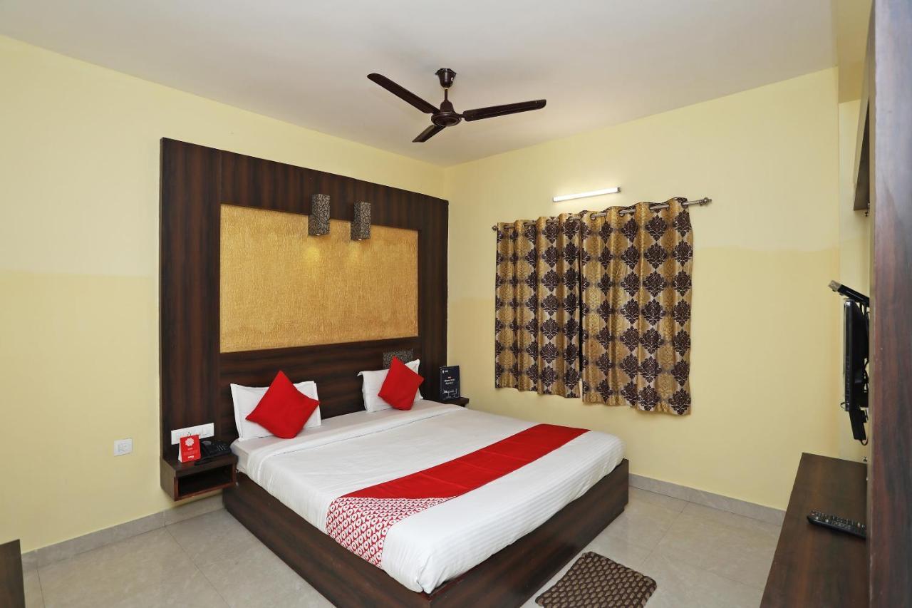 Oyo 15206 Hotel Sonar Gaon Puri Eksteriør billede